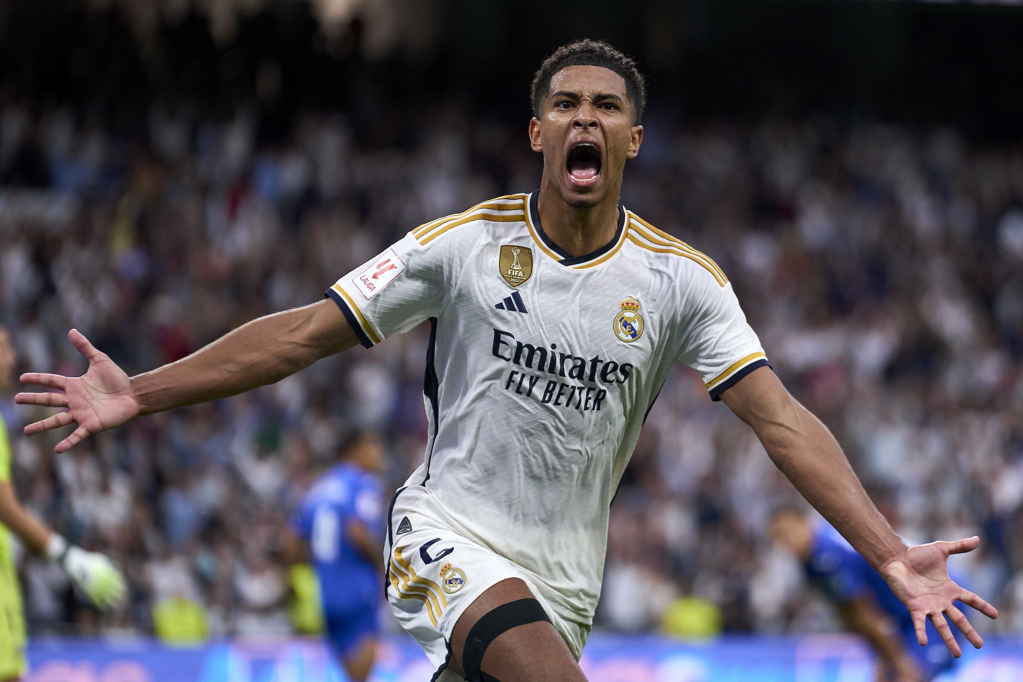 Bellingham: “Chiếc áo Real Madrid như một bộ đồ của siêu anh hùng” Bellingham: “Chiếc áo Real Madrid như một bộ đồ của siêu anh hùng”