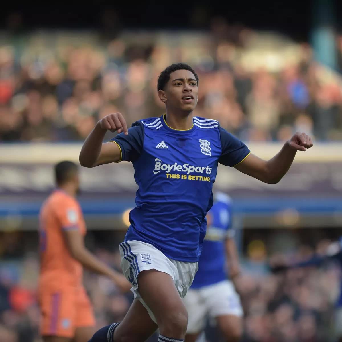 Bellingham: “Chiếc áo Real Madrid như một bộ đồ của siêu anh hùng” Bellingham: “Chiếc áo Real Madrid như một bộ đồ của siêu anh hùng”