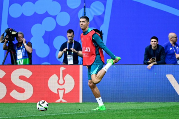 Lịch thi đấu EURO 2024 hôm nay: Ronaldo liệu có đá từ đầu, chờ đợi ẩn số Georgia