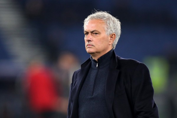 HLV Mourinho có bến đỗ mới không ai ngờ sau gần 6 tháng thất nghiệp