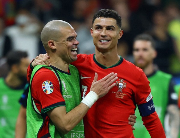 Pepe và Ronaldo: Những giọt nước mắt và sự kết thúc của một kỷ nguyên