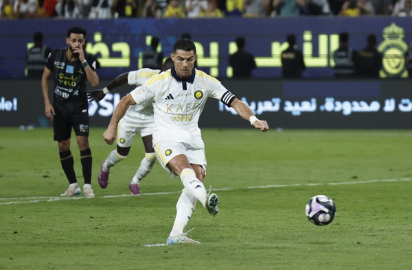 Ronaldo và Al Nassr chính thức chia tay, được FIFA tìm CLB để dự Club World Cup Ronaldo và Al Nassr chính thức chia tay, được FIFA tìm CLB để dự Club World Cup
