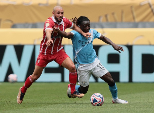 Rodri tái xuất, Man City nhọc nhằn đánh bại Wydad: HLV Guardiola đứng ngồi không yên