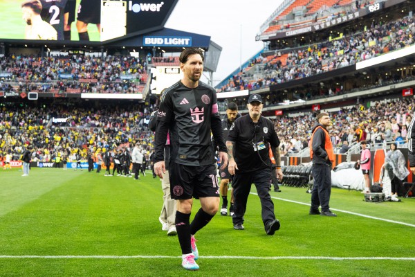 FIFA sợ ế vé nên hành động rất đặc biệt, Club World Cup tăng lượng khán giả đáng kể FIFA sợ ế vé nên hành động rất đặc biệt, Club World Cup tăng lượng khán giả đáng kể