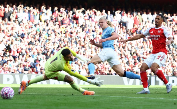 Haaland ghi bàn cực sớm, Man City vẫn ‘cay’ vì Arsenal gỡ hòa phút 90+3: HLV Pep không bực mới lạ!