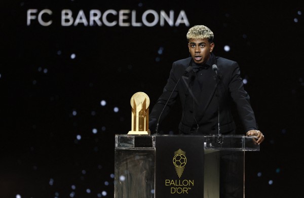 Ousmane Dembele giành Quả bóng vàng 2025, Yamal làm nên lịch sử