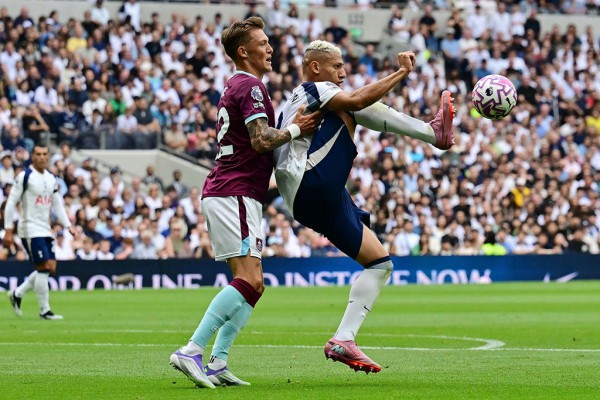 Ngoại hạng Anh: Tottenham khởi đầu quá ổn