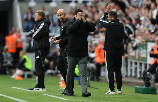 Newcastle thua đau Arsenal phút 90+6, tranh cãi cực gắt nổ ra: Trọng tài VAR ở đâu?