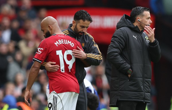 Quá kinh ngạc vì M.U thắng dễ chưa từng thấy, HLV Amorim đã cải tổ những gì? Quá kinh ngạc vì M.U thắng dễ chưa từng thấy, HLV Amorim đã cải tổ những gì?