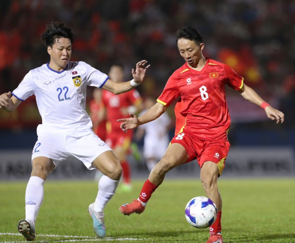 Đội tuyển Malaysia bị sức ép khủng khiếp bủa vây: Chưa chắc đã thắng được Lào! Đội tuyển Malaysia bị sức ép khủng khiếp bủa vây: Chưa chắc đã thắng được Lào!