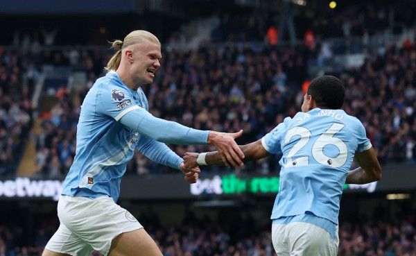 Chelsea khiến HLV Postecoglou bị sa thải sau… 39 ngày, 'quái vật' Haaland cứu rỗi Man City