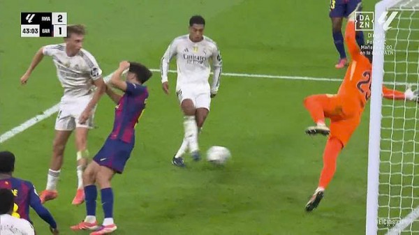 Real Madrid đánh bại Barca ở ‘Siêu kinh điển’: Mbappe cực hay, VAR gây tranh cãi