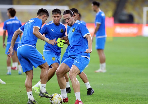 Bóng đá Malaysia mất uy tín trầm trọng, khủng hoảng chưa vội chấm dứt Bóng đá Malaysia mất uy tín trầm trọng, khủng hoảng chưa vội chấm dứt