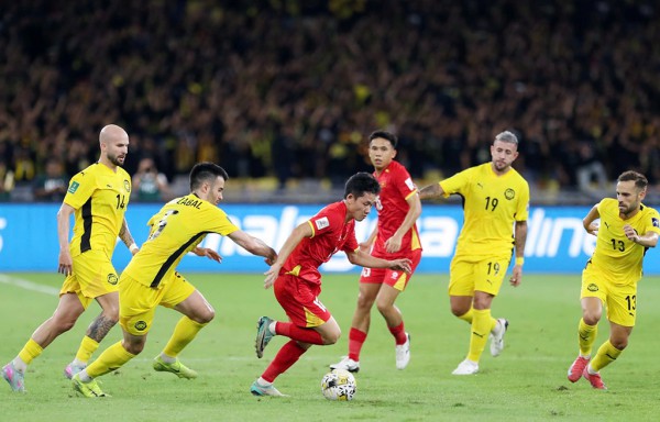 Luật sư giỏi nhất cũng khó cứu bóng đá Malaysia Luật sư giỏi nhất cũng khó cứu bóng đá Malaysia