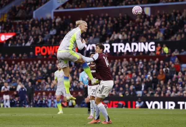 Man City bại trận vì 'quái vật' Haaland mất tích, Arsenal bứt tốc bỏ xa Liverpool
