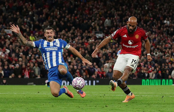 Ngoại hạng Anh: Khi hàng công M.U đã vào guồng Ngoại hạng Anh: Khi hàng công M.U đã vào guồng