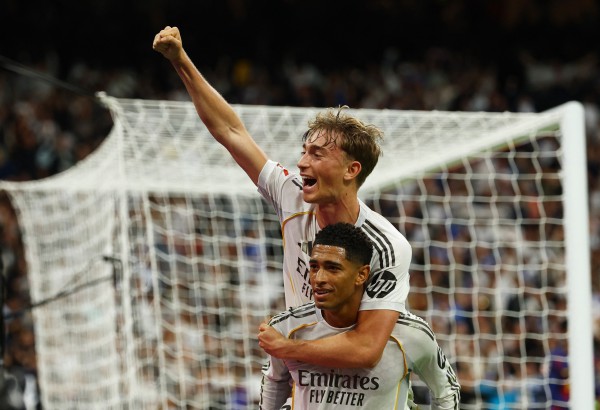 Real Madrid đánh bại Barca ở ‘Siêu kinh điển’: Mbappe cực hay, VAR gây tranh cãi