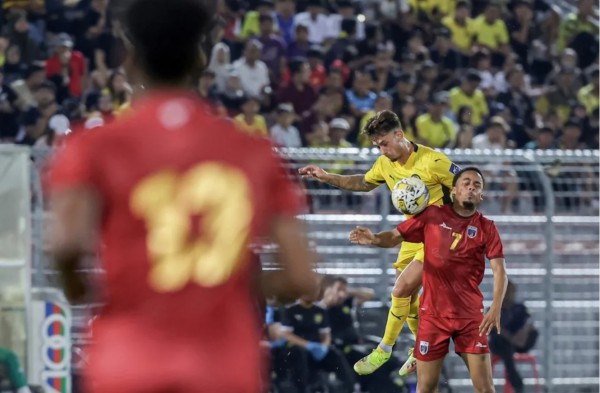 Sát giờ FIFA ‘chốt hạ’, cầu thủ Malaysia nhập tịch lậu vẫn tuyên bố cứng: Để che giấu sợ hãi? Sát giờ FIFA ‘chốt hạ’, cầu thủ Malaysia nhập tịch lậu vẫn tuyên bố cứng: Để che giấu sợ hãi?