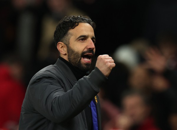 Dẫn trước nhờ trọng tài sai lầm, M.U vẫn hòa thót tim: HLV Amorim ‘hiện nguyên hình’? Dẫn trước nhờ trọng tài sai lầm, M.U vẫn hòa thót tim: HLV Amorim ‘hiện nguyên hình’?