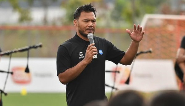 'Sao FAM khó chấp nhận sự thật thế, chỉ việc nuốt thất bại là xong'