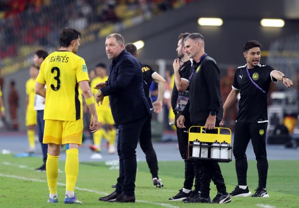 Đội tuyển Malaysia bị 'cấm' nói về 7 cầu thủ nhập tịch lậu, FAM bỏ kiện FIFA lên CAS? Đội tuyển Malaysia bị 'cấm' nói về 7 cầu thủ nhập tịch lậu, FAM bỏ kiện FIFA lên CAS?