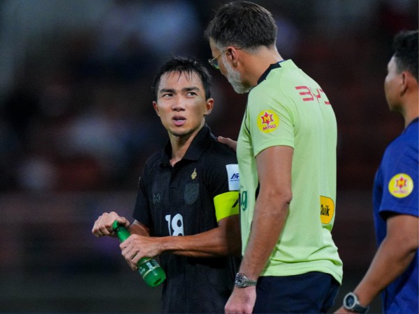 Bị chỉ trích vì suýt ra mắt thảm họa cùng đội Thái Lan, tân HLV người Mỹ Hudson nói gì? Bị chỉ trích vì suýt ra mắt thảm họa cùng đội Thái Lan, tân HLV người Mỹ Hudson nói gì?