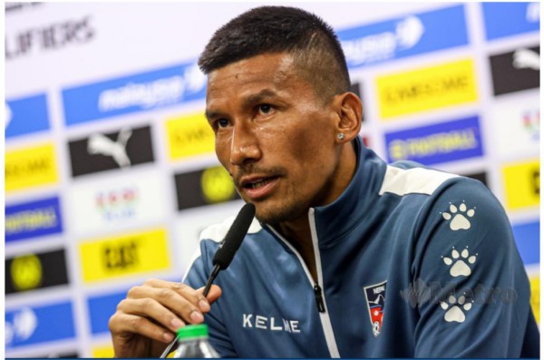 Đội trưởng Nepal quyết thắng đội tuyển Malaysia, tuyên bố mạnh mẽ về 7 cầu thủ nhập tịch lậu Đội trưởng Nepal quyết thắng đội tuyển Malaysia, tuyên bố mạnh mẽ về 7 cầu thủ nhập tịch lậu