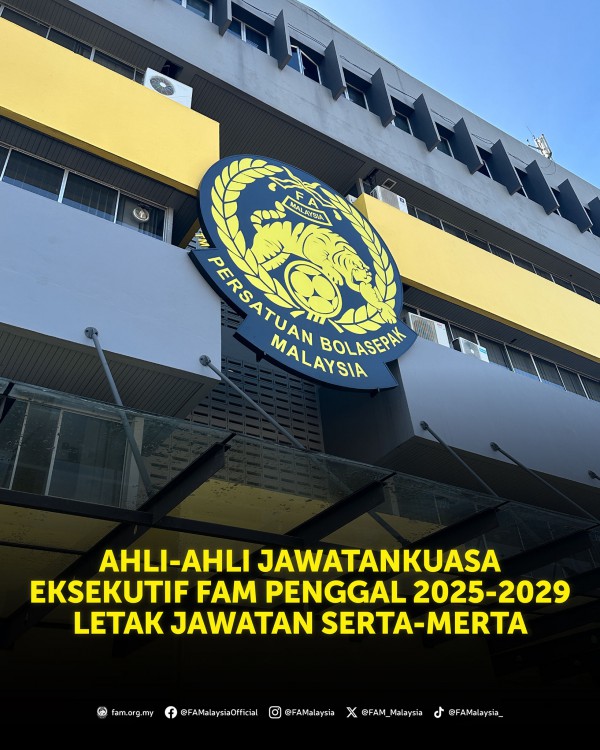 Cực nóng: Ban Chấp hành FAM chính thức đồng loạt từ chức giữa bê bối nhập tịch 'lậu' Cực nóng: Ban Chấp hành FAM chính thức đồng loạt từ chức giữa bê bối nhập tịch 'lậu'