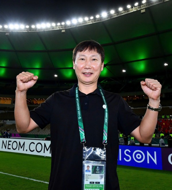 HLV Trung Quốc nói bất ngờ về U.23 Việt Nam, HLV Uzbekistan mách nước cho thầy Kim