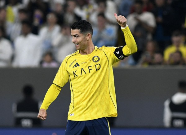Đưa Al Nassr trở lại ngôi đầu, Ronaldo nói điều bất ngờ: ‘Ta trở về nơi ta thuộc về’