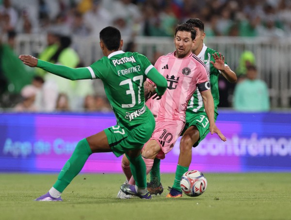 Messi giúp Inter Miami thắng trận đầu tiên trong năm 2026 Messi giúp Inter Miami thắng trận đầu tiên trong năm 2026