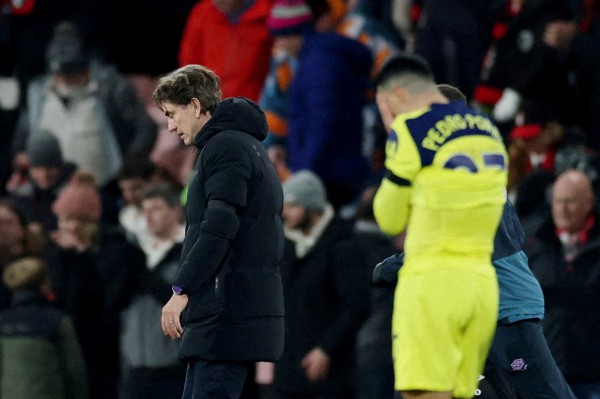 Tottenham sa thải HLV Frank vì ‘quá kiêu ngạo’, tốn hơn 950 tỉ đồng tiền đền bù Tottenham sa thải HLV Frank vì ‘quá kiêu ngạo’, tốn hơn 950 tỉ đồng tiền đền bù