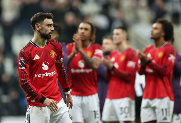 Bảng xếp hạng Ngoại hạng Anh mới nhất: Arsenal bỏ xa Man City, M.U bị đánh bại