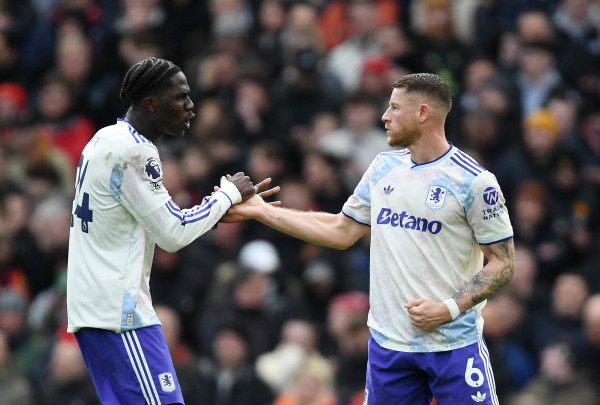 VAR gây tranh cãi, M.U đánh bại Aston Villa trận 'đại chiến' tốp 3 VAR gây tranh cãi, M.U đánh bại Aston Villa trận 'đại chiến' tốp 3