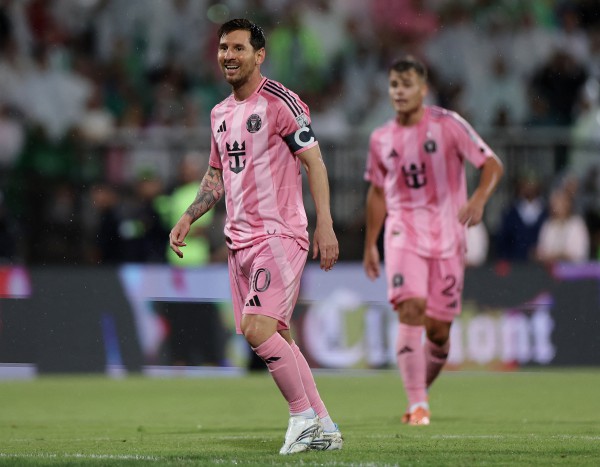 Messi có phải là nguyên nhân trận chung kết Finalissima bị hủy, kế hoạch đội tuyển Argentina thay đổi thế nào?