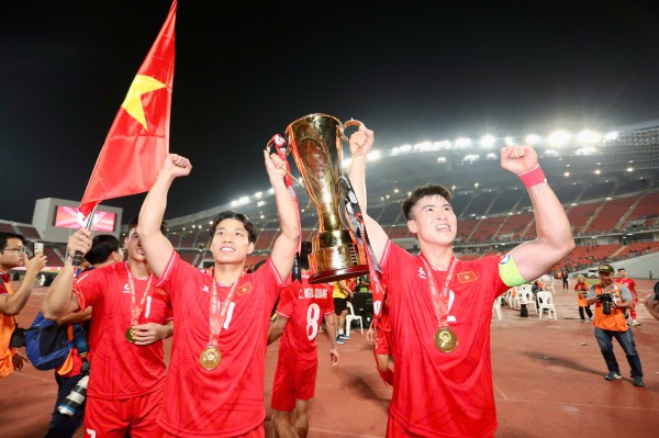 Nóng: FIFA chính thức phê duyệt ASEAN Cup đấu ngay sau AFF Cup, đội tuyển Việt Nam phải chuẩn bị kỹ Nóng: FIFA chính thức phê duyệt ASEAN Cup đấu ngay sau AFF Cup, đội tuyển Việt Nam phải chuẩn bị kỹ