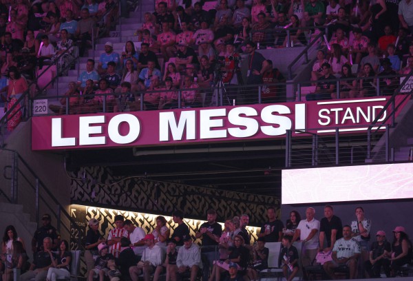 Messi lập tức ghi bàn ngày Inter Miami khai trương hoành tráng sân mới 1 tỉ USD