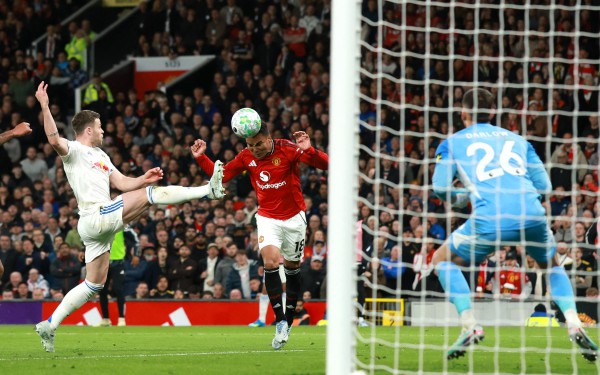 HLV Carrick thay đổi khó hiểu vì mất trò cưng, M.U thua sốc Leeds trên sân nhà HLV Carrick thay đổi khó hiểu vì mất trò cưng, M.U thua sốc Leeds trên sân nhà