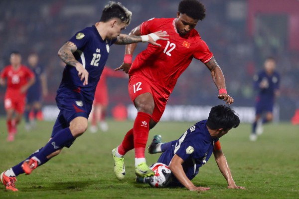 Madam Pang bỗng dưng ví đội tuyển Thái Lan ‘như miếng thịt bò thơm ngon’