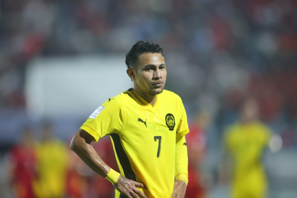 ‘Đội tuyển Malaysia hãy ngừng mua cầu thủ từ nước ngoài sau bê bối nhập tịch chấn động’ ‘Đội tuyển Malaysia hãy ngừng mua cầu thủ từ nước ngoài sau bê bối nhập tịch chấn động’