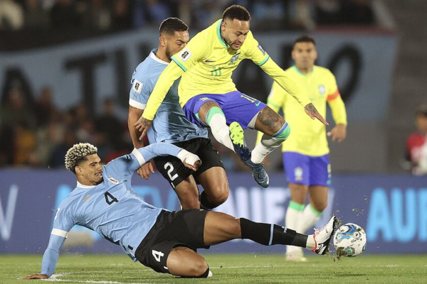 Đội tuyển Brazil họp khẩn, sự thật về suất dự World Cup của Neymar được hé lộ