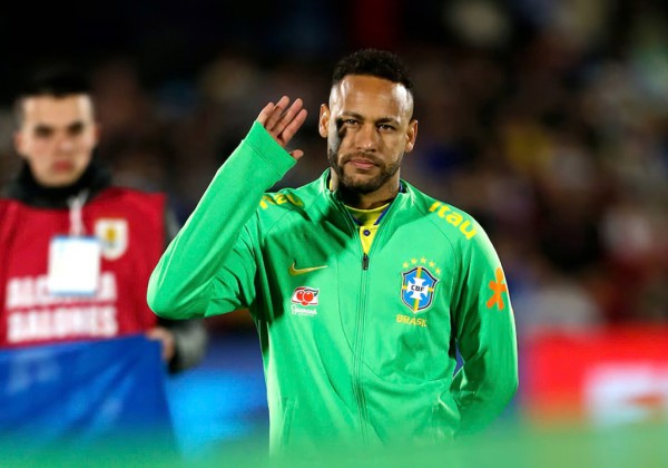 HLV Ancelotti và Neymar phơi bày sự thật về đội tuyển Brazil
